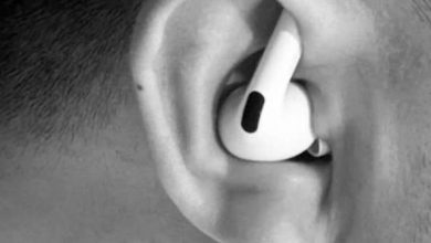 Photo of Trên mạng chỉ nhau cách đeo AirPods “chuẩn”, AI Grok cũng đồng ý nhưng thực ra lại sai lè